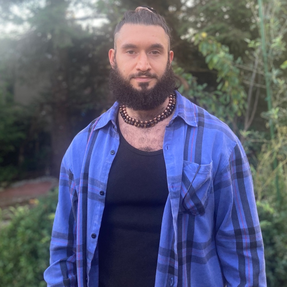 Meet your Posher, Ari